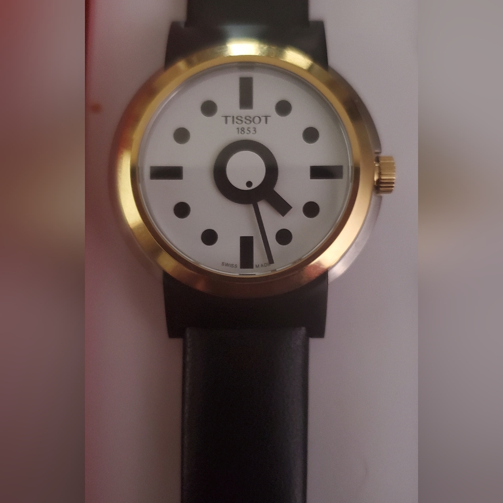 Tissot Heritage Memphis Watch - Picture 3 of 13